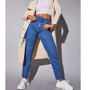 Mid Blue Wash Women’s Jeans